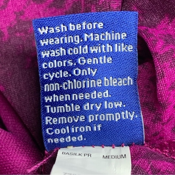 Apt. 9 Purple Fuchsia Snake Print Blouse V Neck Stretch Medium Pullover - Picture 8 of 8